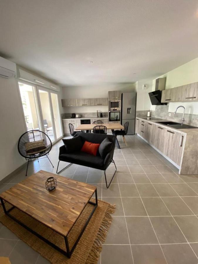 Appartement T3 La Londe Les Maures Екстериор снимка